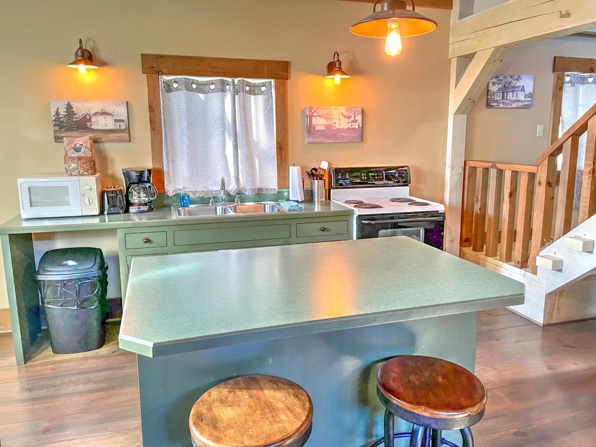 Premier Cottages By Amish Country Lodging Berlin Eksteriør bilde